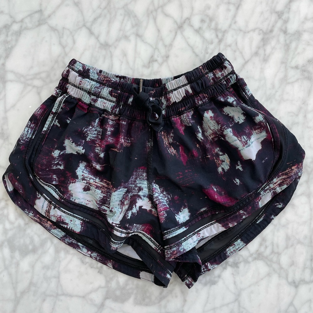 Lululemon 💗 shorts limited edition